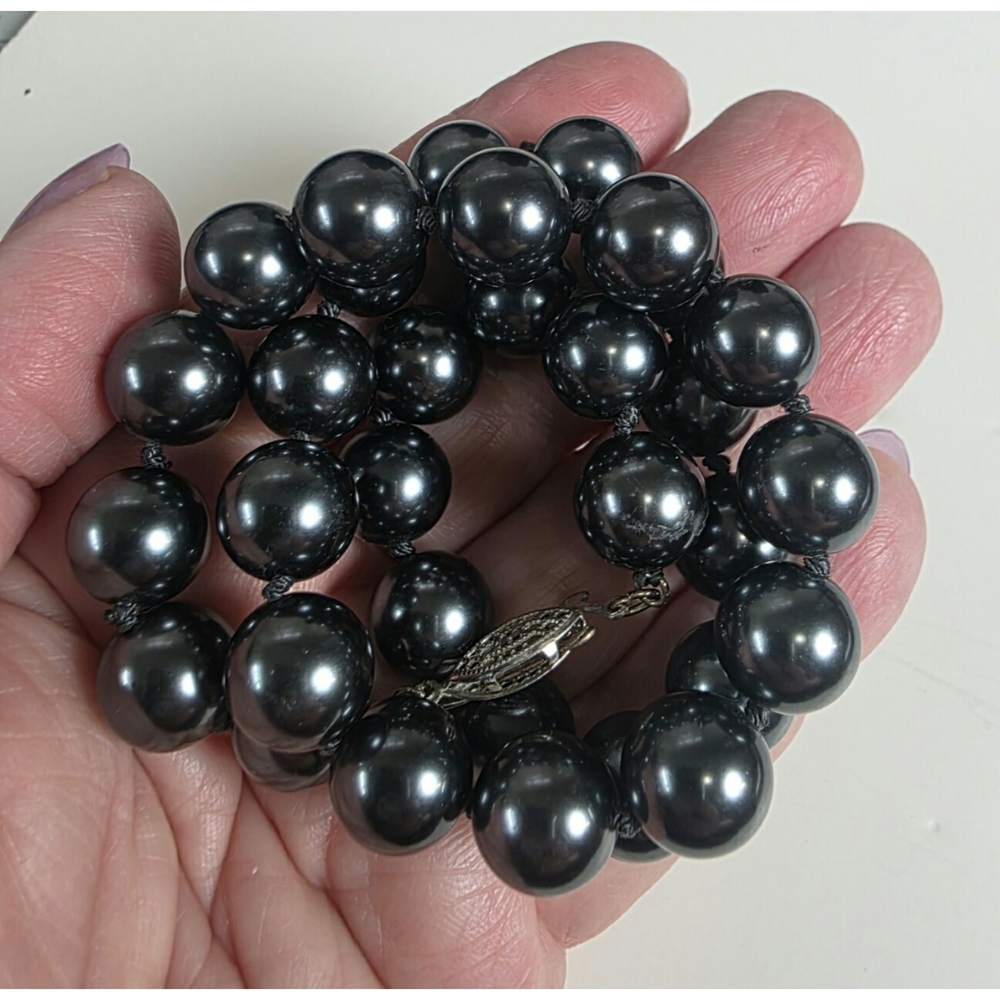 Vintage RMN Grey Faux Pearl Necklace